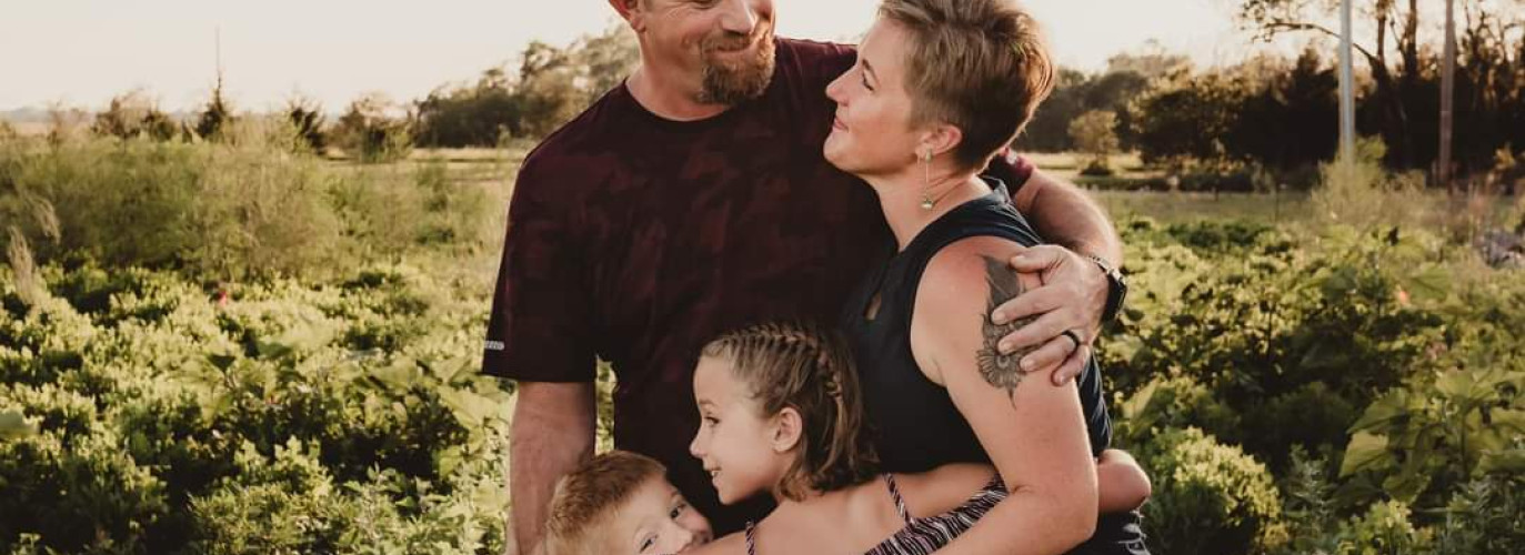 Shelby and Brad Beyer family