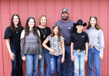 Heidi and Byron Wells Familly